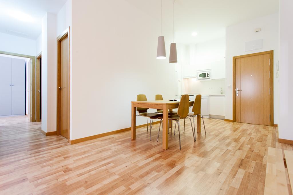 Apartamentos Diaber Larana Севілья Номер фото